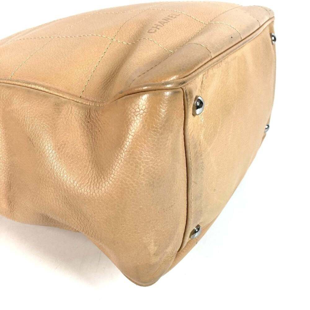 CHANEL Cream Caviar Leather Logo Shoulder Bag - Picture 4 of 15